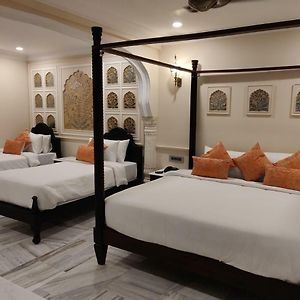 Family Twin Room